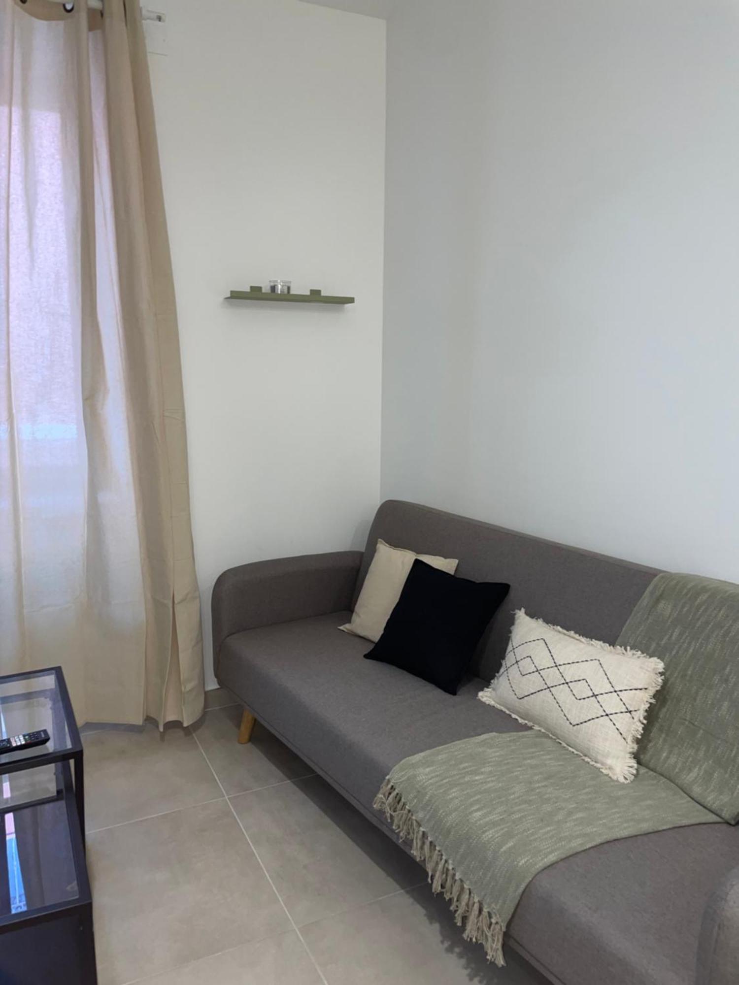 Appartement Duplex Raffine, Elegant & Climatise - La Mezz à Nîmes Extérieur photo